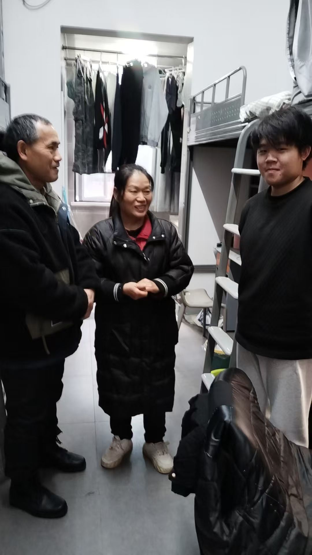 0ed0e724f142a3f150e199dadbdf5e84